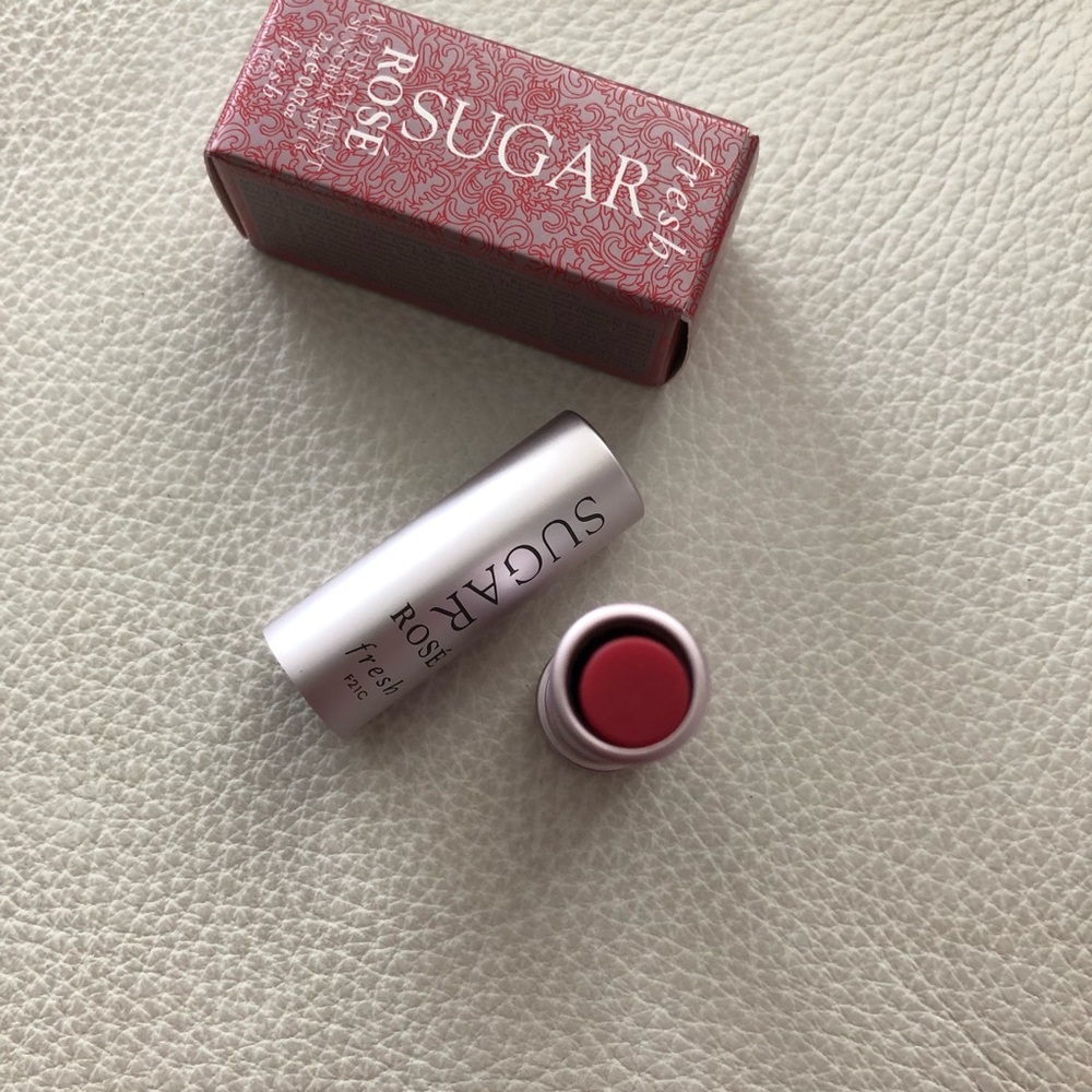 New Sugar Fresh Lip Treatment In Rose shade - Picture 8 of 8